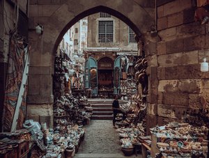 Cairo's Ancient Alleyway: A Glimpse into Egyptian Commerce & Cul