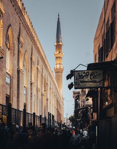 Cairo's Ancient Streets: A Glimpse of Islamic Architecture