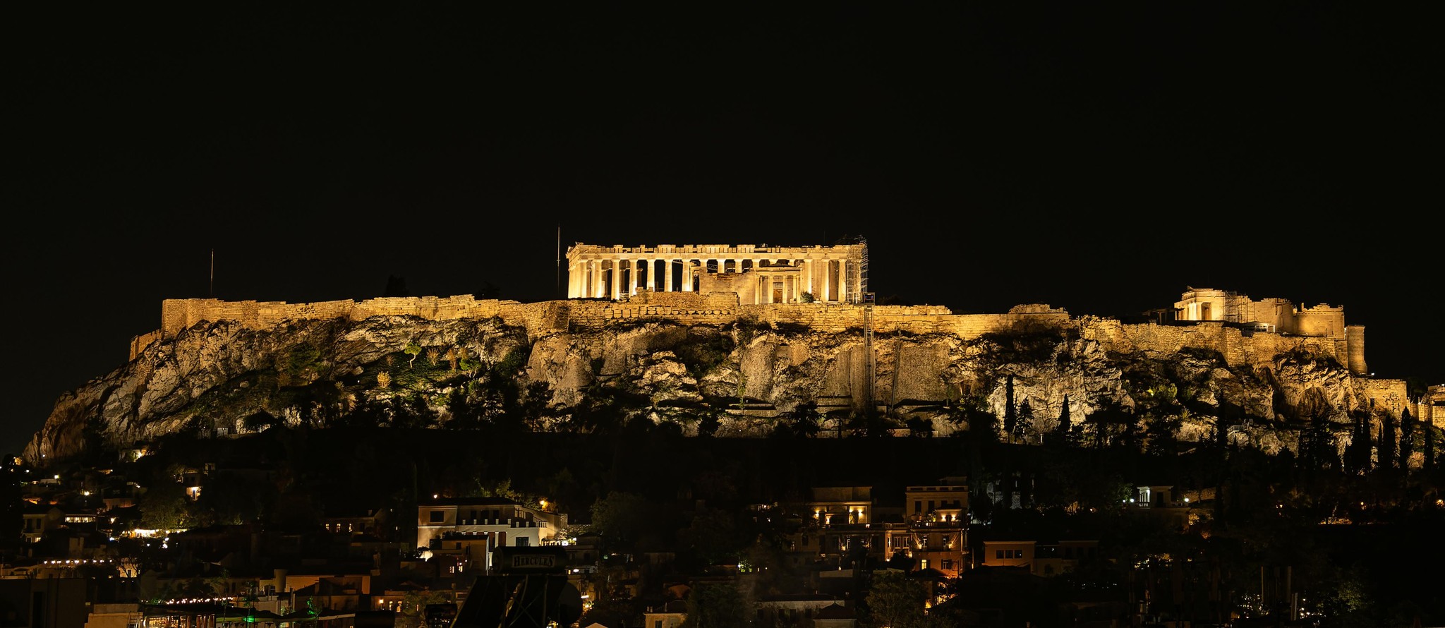 Illuminated Acropolis: A Timeless Symbol of Ancient Greece