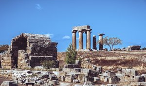 Ancient Ruins of Greece: A Glimpse into History