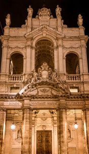Baroque Grandeur of Turin's Basilica di Santa Cristina