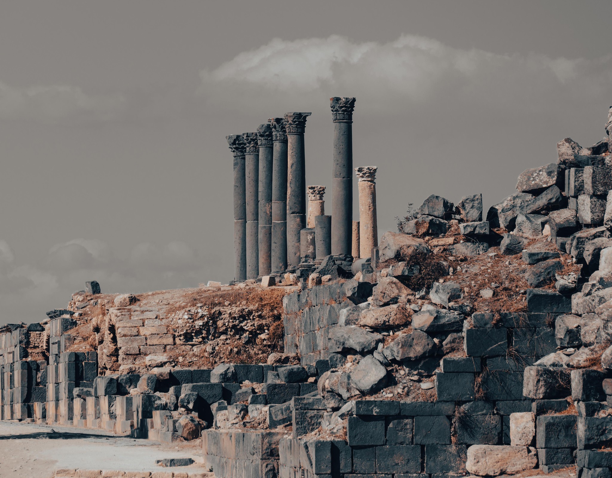 Ancient Columns of Jerash: Echoes of a Roman Past