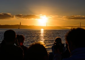 Lisbon Sunset Views: Silhouettes and Golden Reflections