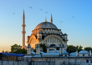 Istanbul’s Süleymaniye Mosque at Golden Hour